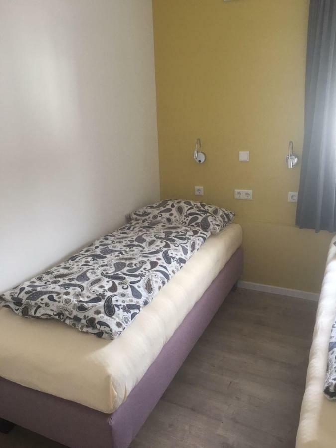 Apartment Koeln Ensen Room photo